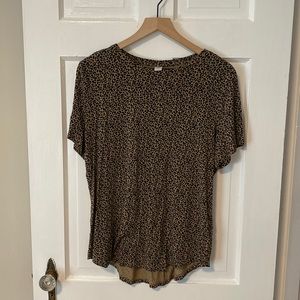 Animal Print Short Sleeved Tee size L